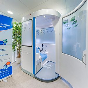 visite virtuelle photo espace confine cabine telemedecine